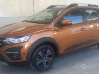 Usata Dacia Sandero Stepway 90 CV (66 kW) 2022 Arancione SUV