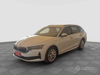 Usata Skoda Octavia Executive 150 CV (110 kW) 2024 Bianco luna Station wagon