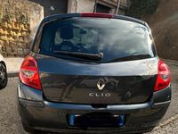 Usata Renault Clio II Rip Curl 75 CV (55 kW) 2008 Utilitaria