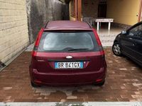 Usata Ford Fiesta Zetec 79 CV (58 kW) 2002 Berlina