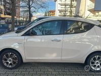 Usata Lancia Ypsilon Gold 95 CV (69 kW) 2016 Utilitaria
