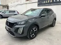 Usata Peugeot 2008 Allure 131 CV (96 kW) 2024 Grigio SUV
