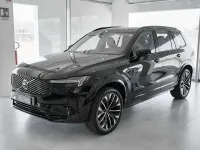 Nuova Volvo XC90 Plus 250 CV (183 kW) 2026 Nero metallizzato SUV