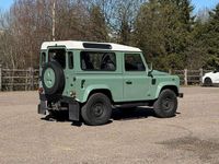 Usata Land Rover Defender 122 CV (89 kW) 2010 Verde Station wagon