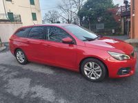 Usata Peugeot 308 SW Active 102 CV (75 kW) 2018 Rosso met Station wagon