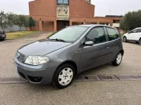 Usata Fiat Punto Emotion 80 CV (58 kW) 2003 Grigio Utilitaria