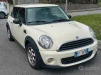 Usata Mini ONE 75 CV (55 kW) 2014 Bianco Utilitaria