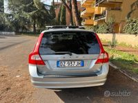 usata Volvo V70 D5 2.4 aut Momentum