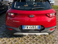 Usata Kia Stonic Style 120 CV (88 kW) 2019 Rosso SUV