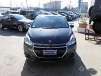 Usata Peugeot 208 Allure 75 CV (55 kW) 2016 Grigio Utilitaria