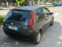 Usata Ford Fiesta 68 CV (50 kW) 2005 Bluazzurro Utilitaria