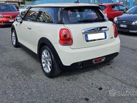 Usata Mini ONE 102 CV (75 kW) 2014 Bianco Utilitaria