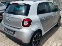 Usata Smart ForFour Passion 71 CV (52 kW) 2017 Argento Utilitaria