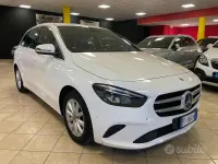 Usata Mercedes B180 116 CV (85 kW) 2019 Bianco Utilitaria