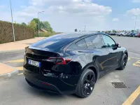 Usata Tesla Model Y 189 kW (258 CV) 2023 Nero SUV