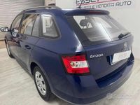 Usata Skoda Fabia Ambition 75 CV (55 kW) 2015 Blu Utilitaria
