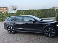 Usata Volvo V60 CC Pro 190 CV (139 kW) 2020 Station wagon