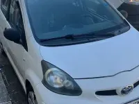 Usata Toyota Aygo Connect Style 72 CV (52 kW) 2011 Bianco Utilitaria