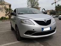 Usata Lancia Ypsilon 95 CV (69 kW) 2017 Grigio Utilitaria