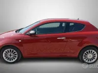 Usata Alfa Romeo MiTo 69 CV (50 kW) 2013 Rosso Utilitaria