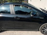 Usata Toyota Yaris Hybrid 73 CV (53 kW) 2019 Nero Utilitaria