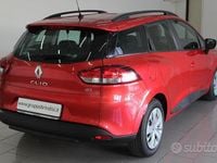 Usata Renault Clio GrandTour 75 CV (55 kW) 2016 Rosso Station wagon