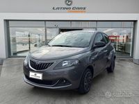Usata Lancia Ypsilon Gold 70 CV (51 kW) 2022 Grigio Utilitaria