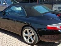 Usata Porsche 911 Carrera 4 Cabriolet 300 CV (220 kW) 2001 Nero Cabrio