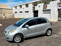 Usata Toyota Yaris 87 CV (63 kW) 2010 Grigio Utilitaria