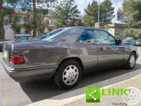 Usata Mercedes E200 136 CV (100 kW) 1995 Grigio Coupé