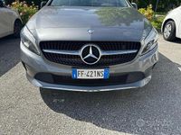 Usata Mercedes A180 109 CV (80 kW) 2016 Grigio Berlina