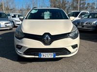 Usata Renault Clio IV Life 75 CV (55 kW) 2017 Beige Berlina