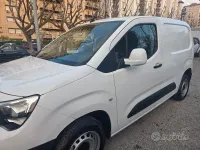 Usata Opel Combo S 102 CV (75 kW) 2021 Bianco Monovolume