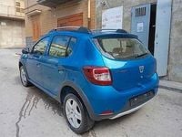 Usata Dacia Sandero 90 CV (66 kW) 2014 Blu SUV