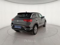 Usata VW T-Roc Style 116 CV (85 kW) 2020 Grigio metallizzato SUV