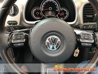Usata VW Beetle Cabriolet Design 105 CV (77 kW) 2016 Nero Cabrio