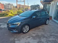 Usata Renault Clio V 91 CV (66 kW) 2022 Grigio Berlina