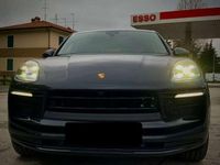 Usata Porsche Macan 265 CV (194 kW) 2024 Grigio scuro SUV