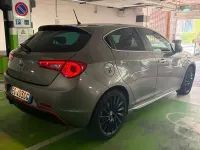 Usata Alfa Romeo Giulietta Distinctive 120 CV (88 kW) 2011 Grigio Utilitaria