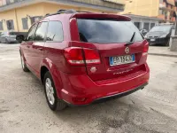 Usata Fiat Freemont 140 CV (102 kW) 2014 Rosso SUV