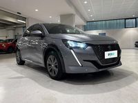 Usado Peugeot e-208 Allure 100 kW (136 CV) 2021 Gris Utilitario