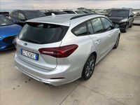 Usata Ford Focus ST-Line 120 CV (88 kW) 2025 Grigio Berlina