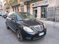 Usata Lancia Ypsilon 75 CV (55 kW) 2011 Nero Utilitaria