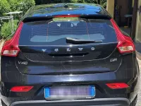 Usata Volvo V40 120 CV (88 kW) 2017 Nero Berlina