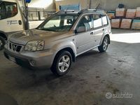 Usata Nissan X-Trail 136 CV (100 kW) 2005 Grigio SUV