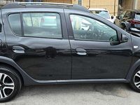 Usata Dacia Sandero Stepway 90 CV (66 kW) 2018 Nero Berlina