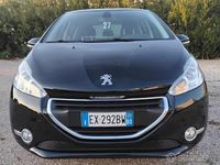 Usata Peugeot 208 Active 68 CV (50 kW) 2014 Nero Utilitaria
