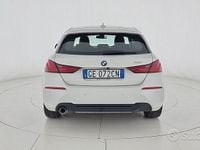 Usata BMW 118 Sport Line 140 CV (102 kW) 2021 Bianco Utilitaria