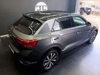 Usata VW T-Roc Style 116 CV (85 kW) 2018 Grigio SUV