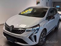 Nuova Renault Clio V Techno 100 CV (73 kW) 2025 Grigio Berlina